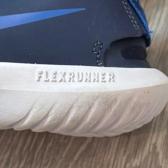 Nike Flex Runner Slip On Sneakers Toddlers Kids University Royal Blue Size US10C - Picture 2 of 9